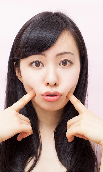 Adult Acne – Causes and Treatment Options