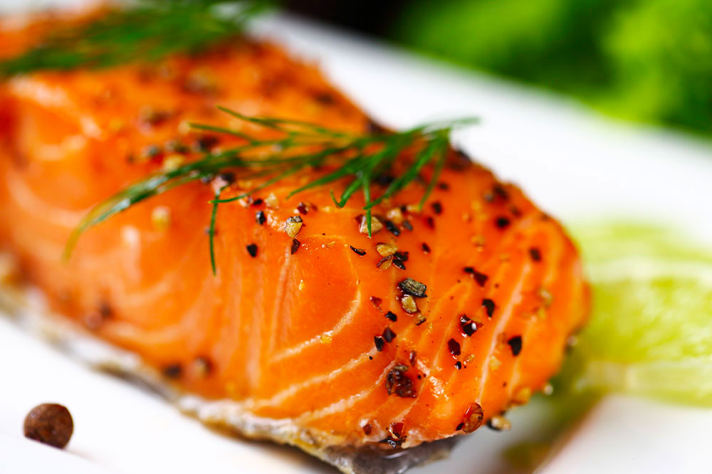 4 human foods that are safe for cats