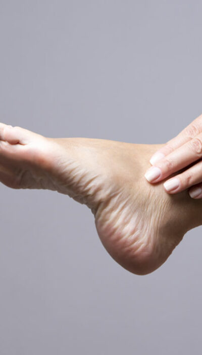 Bottom of Foot Pain – Causes, Symptoms, and Diagnosis